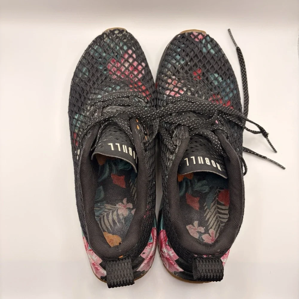 NOBULL Mesh Runner Tropical Floral Womens 7 Mens 5.5 Black Sneakers